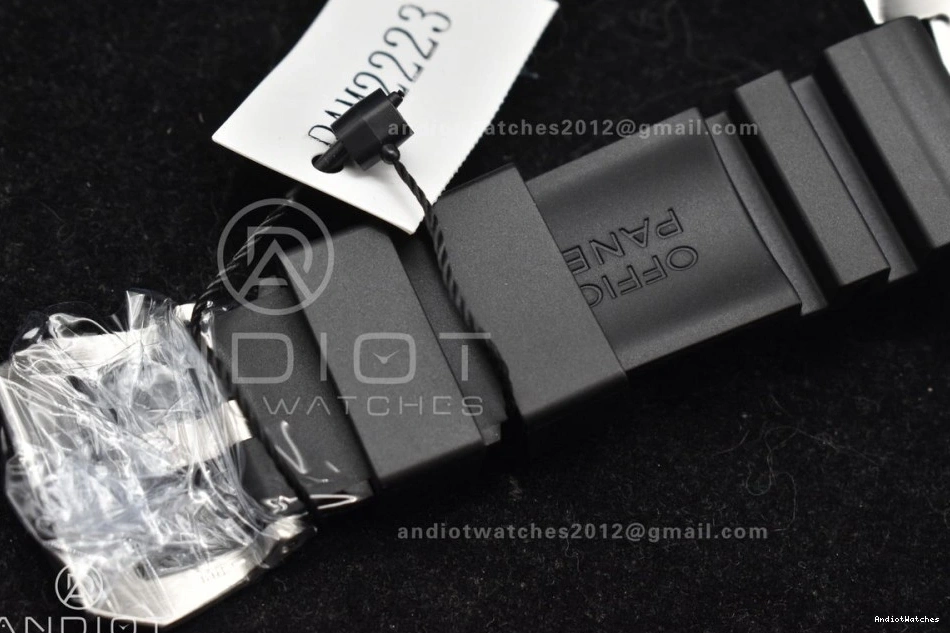 Submersible P White MoistureWicking Best Edition PAM2223 990 VSF Dial Strap 42mm Black on Rubber 0319